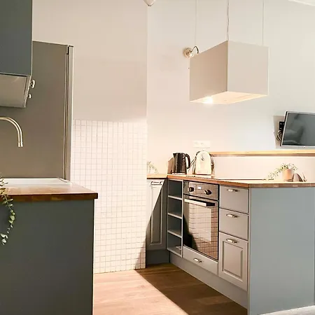 Welcoming With Bedrooms And Air Conditioning, Center * Cracovia