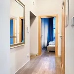 Welcoming With Bedrooms And Air Conditioning, Center アパート クラクフ