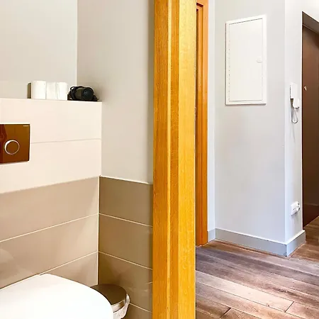 Welcoming With Bedrooms And Air Conditioning, Center 公寓 克拉科夫